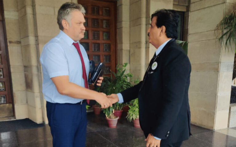 Jitendra Joshi with the Commissioner of the Embassy of the Russian Federation